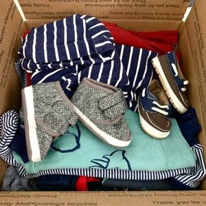 CARTERS 3 MONTH OLD BABY BOY CLOTHES BOX (26 PIECES)